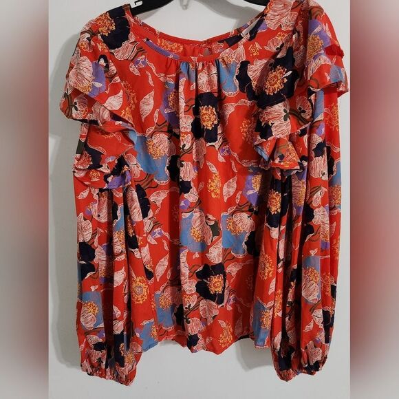 BUCKETLIST Red Floral Ruffle Blouse Size M - Picture 6 of 10